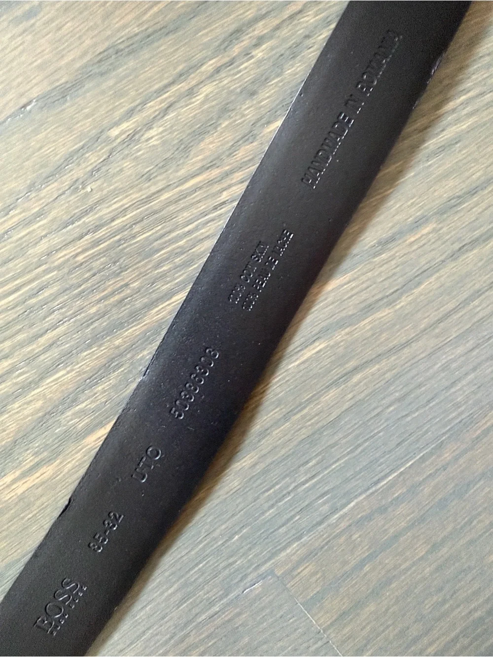 Hugo Boss Men’s Black Leather Dress Belt Silver Logo Buckle Size 32